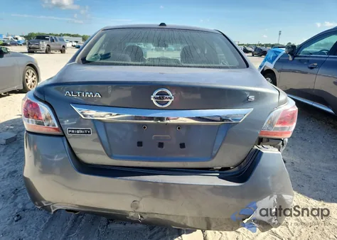 2015 Nissan Altima 2.5 z USA, uszkodzony, nr VIN 1N4AL3AP5FN898069